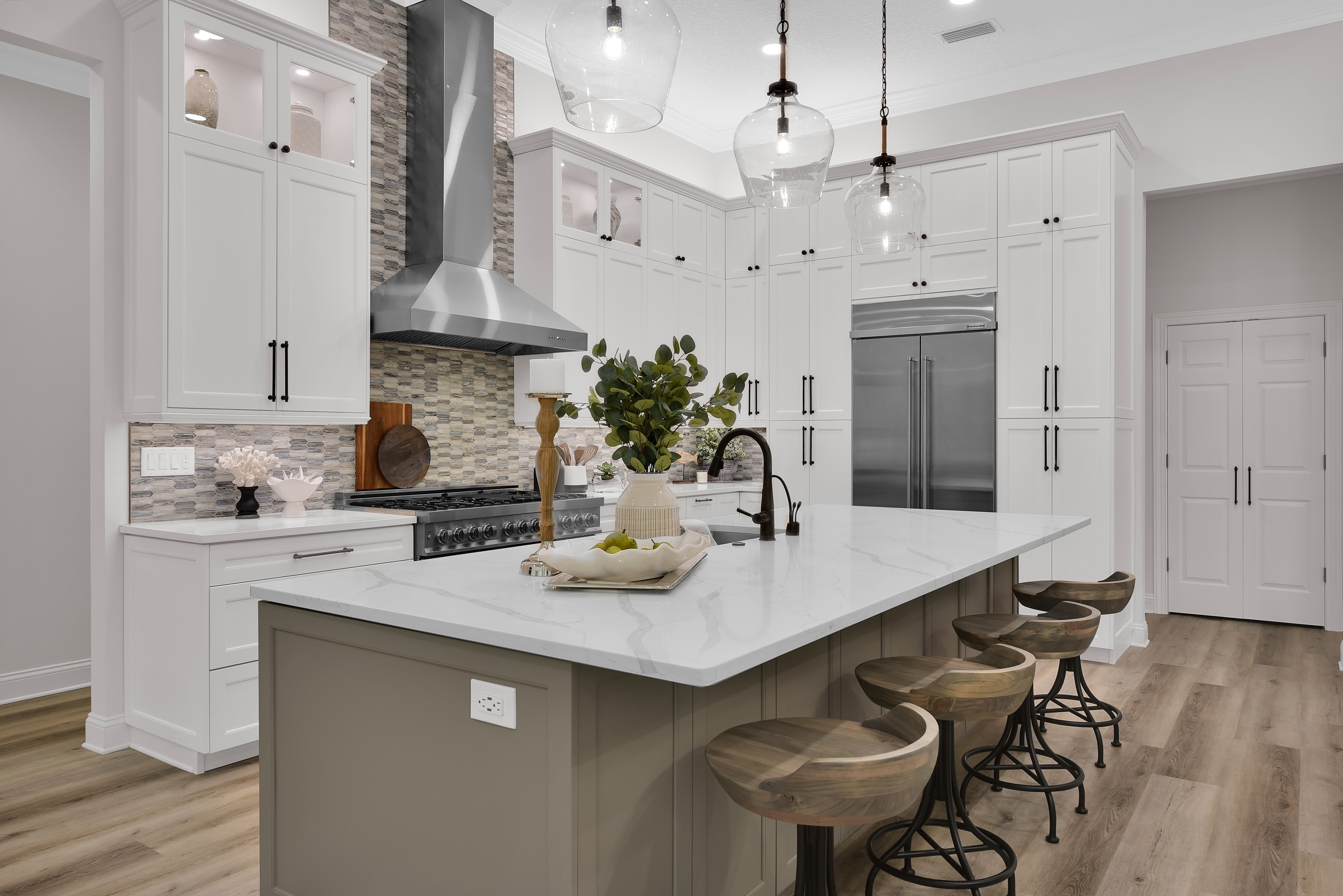 Clearwater Residence by Rainier Inc. in Clearwater · Ponte Vedra Beach